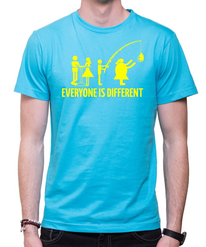 T-shirt - Everyone is Different
